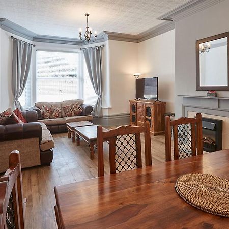 Host & Stay - Groveside Apartment Saltburn-by-the-Sea Buitenkant foto