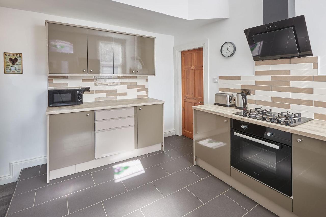 Host & Stay - Groveside Apartment Saltburn-by-the-Sea Buitenkant foto