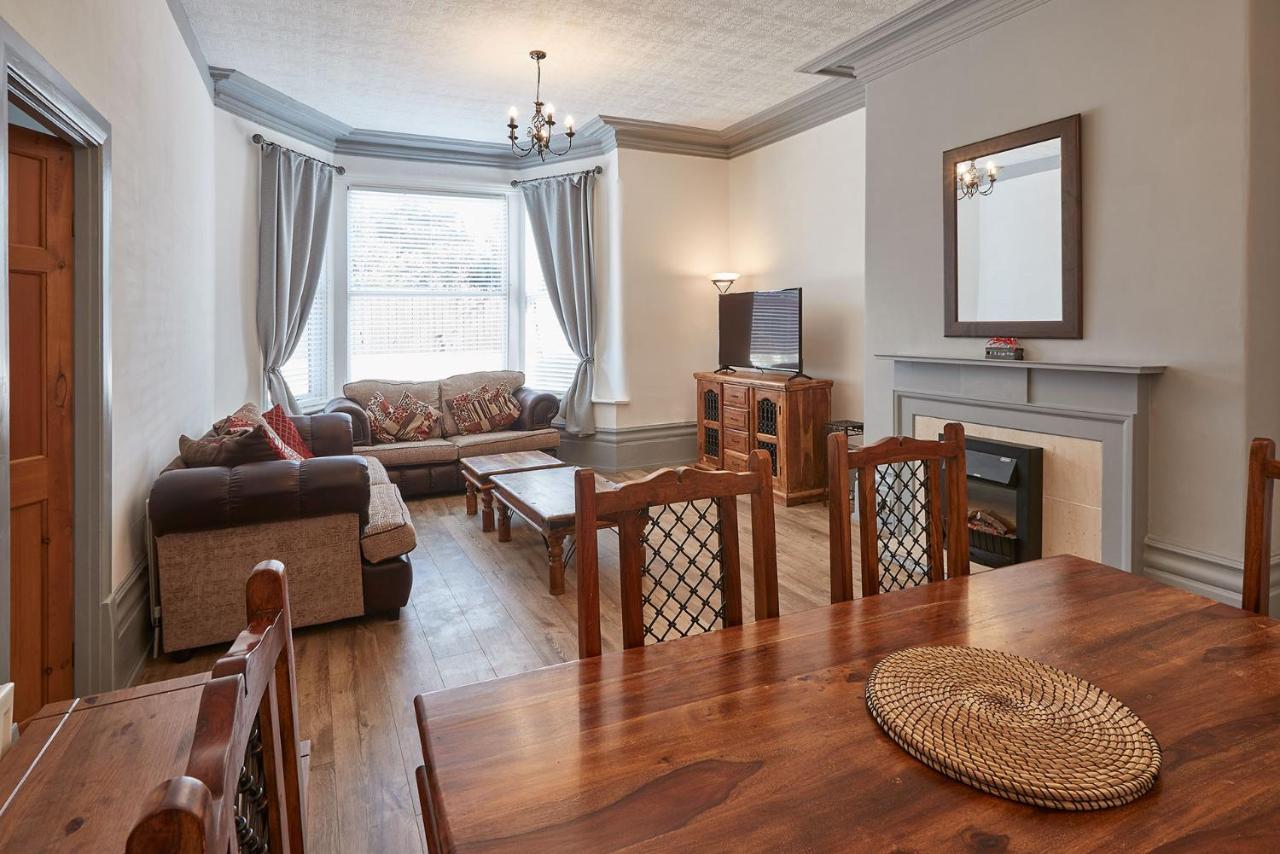 Host & Stay - Groveside Apartment Saltburn-by-the-Sea Buitenkant foto
