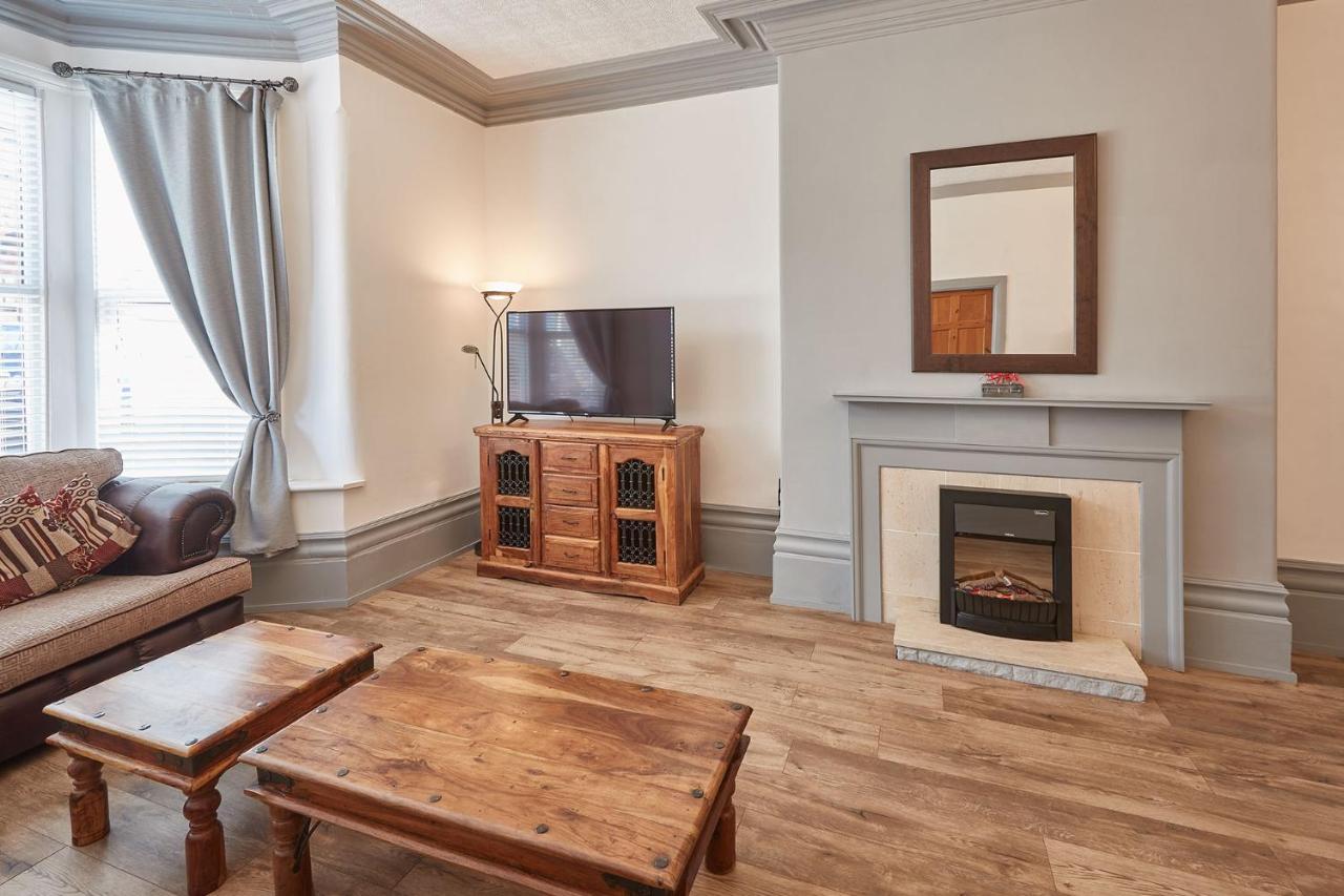 Host & Stay - Groveside Apartment Saltburn-by-the-Sea Buitenkant foto